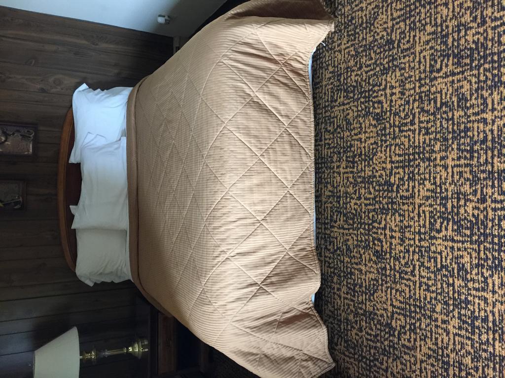 Two Rivers Lakeview Motel المظهر الخارجي الصورة